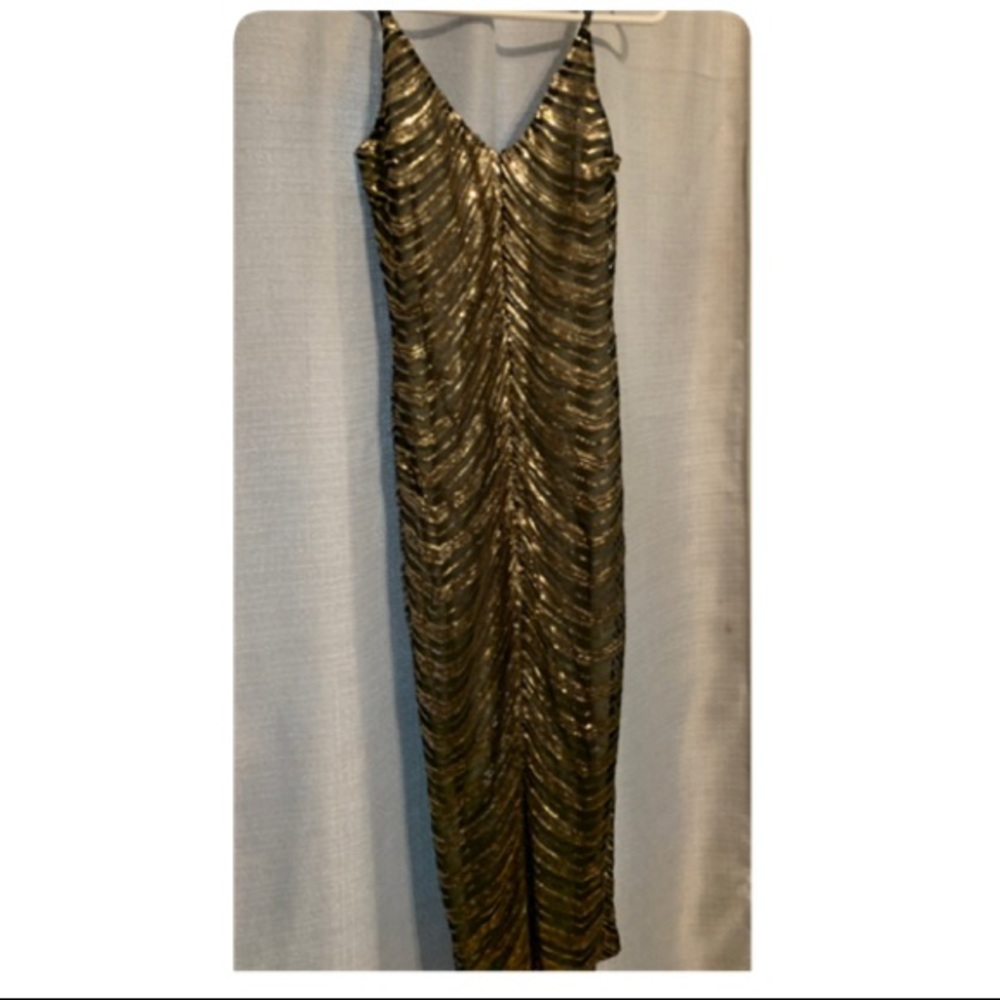 Dress - Picture 1 of 2